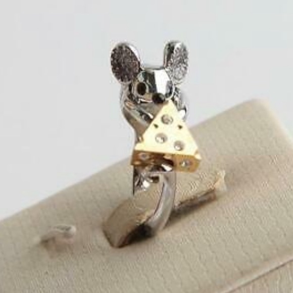 NWT KATE SPADE β οΈ YEAR OF THE RAT RING - Picture 2 of 10